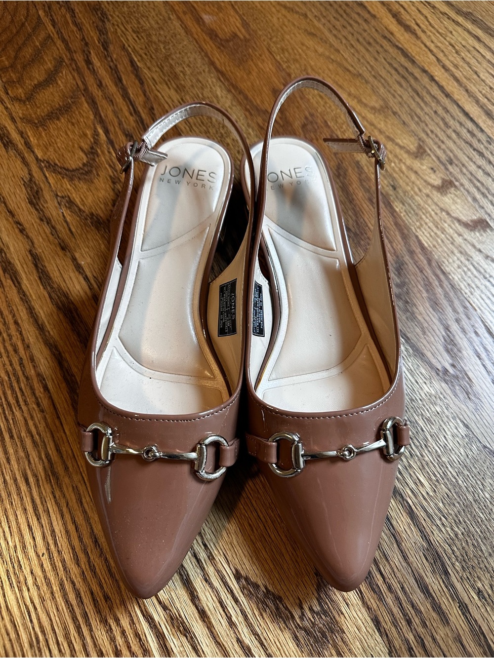 Jones New York Tan Pointed-Toe Slingback Flats with Metal Bit
